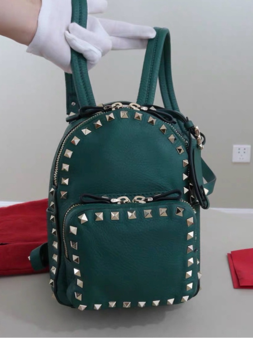 🚩steal Valentino Teal Green Rockstud Mini Backpack